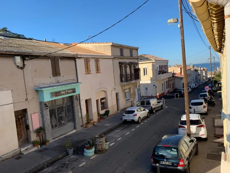 Vue pittoresque de la Madrague de Montredon à Marseille