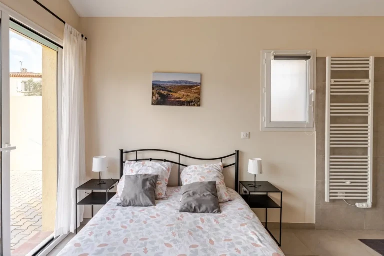 Chambre chez l'habitant avec piscine à Marseille, La Treille