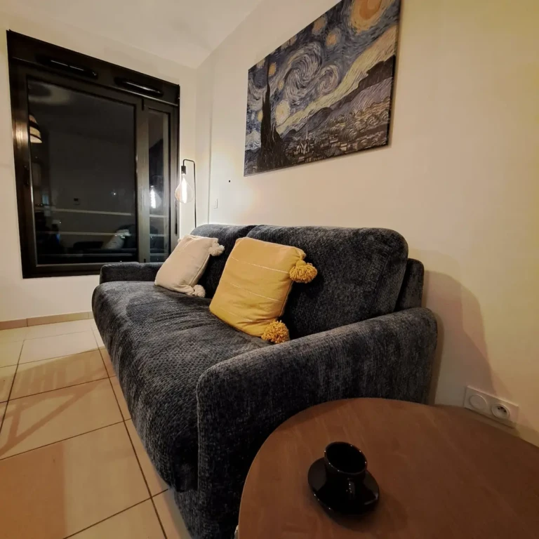 Espace de vie confortable dans un logement à Vaise-Rochecardon, Lyon
